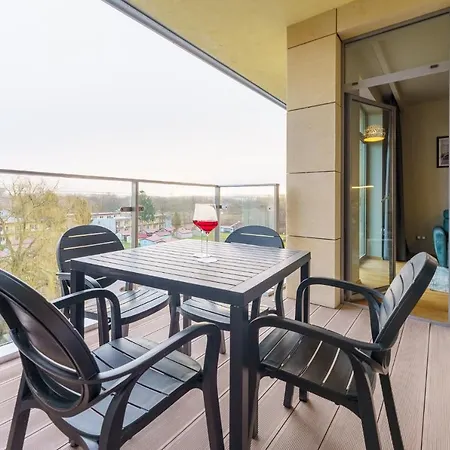 アパート Almar Diune コウォブジェク